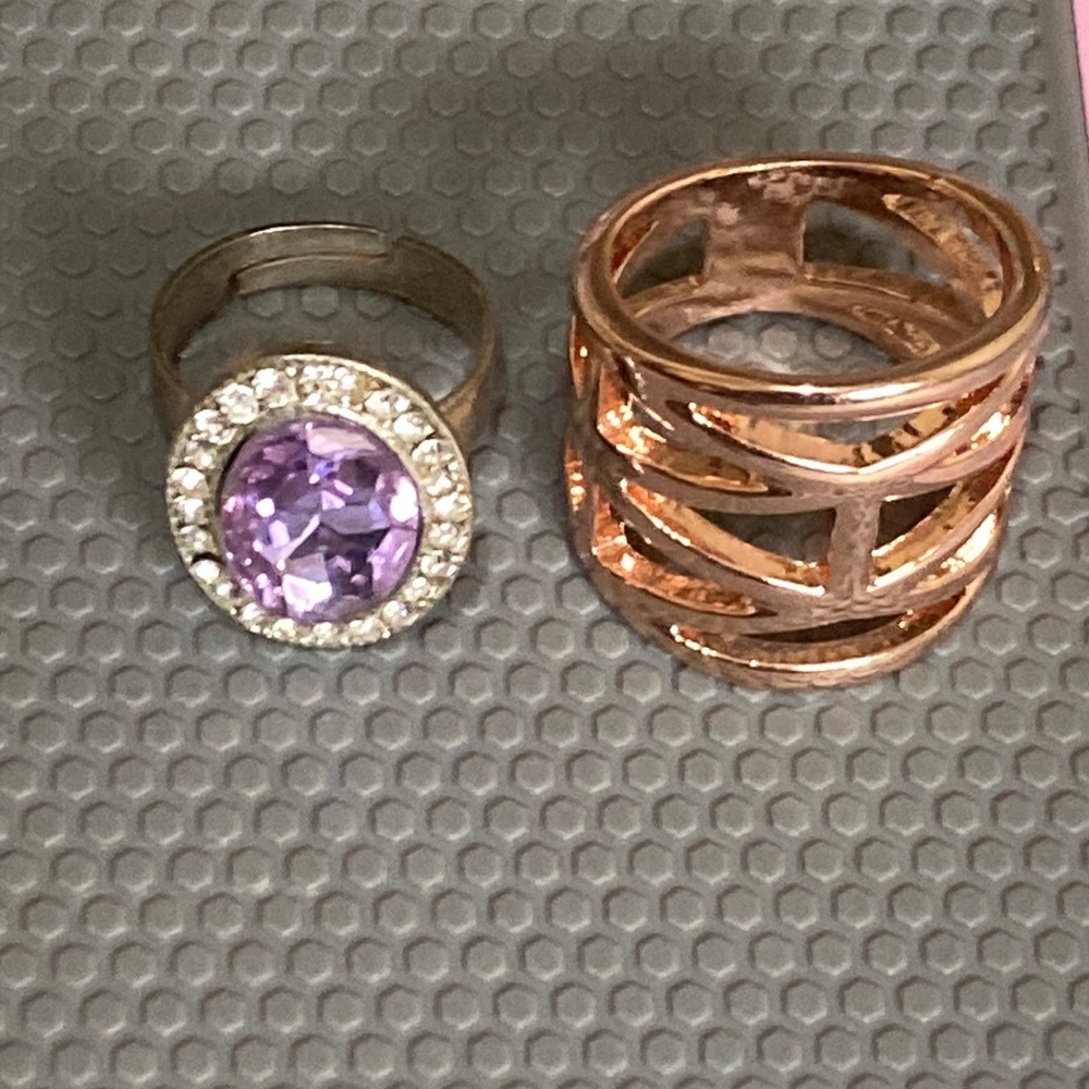 Two ring lot